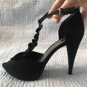 Women’s GUESS Platform High Heel